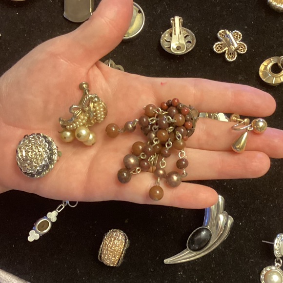 Vintage single earrings - Picture 5 of 9